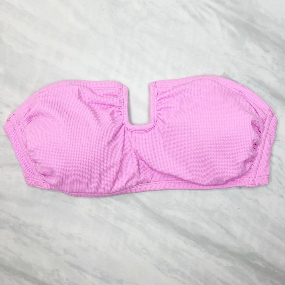 Xhilaration Bubble Gum Bikini Top D/DD NWT